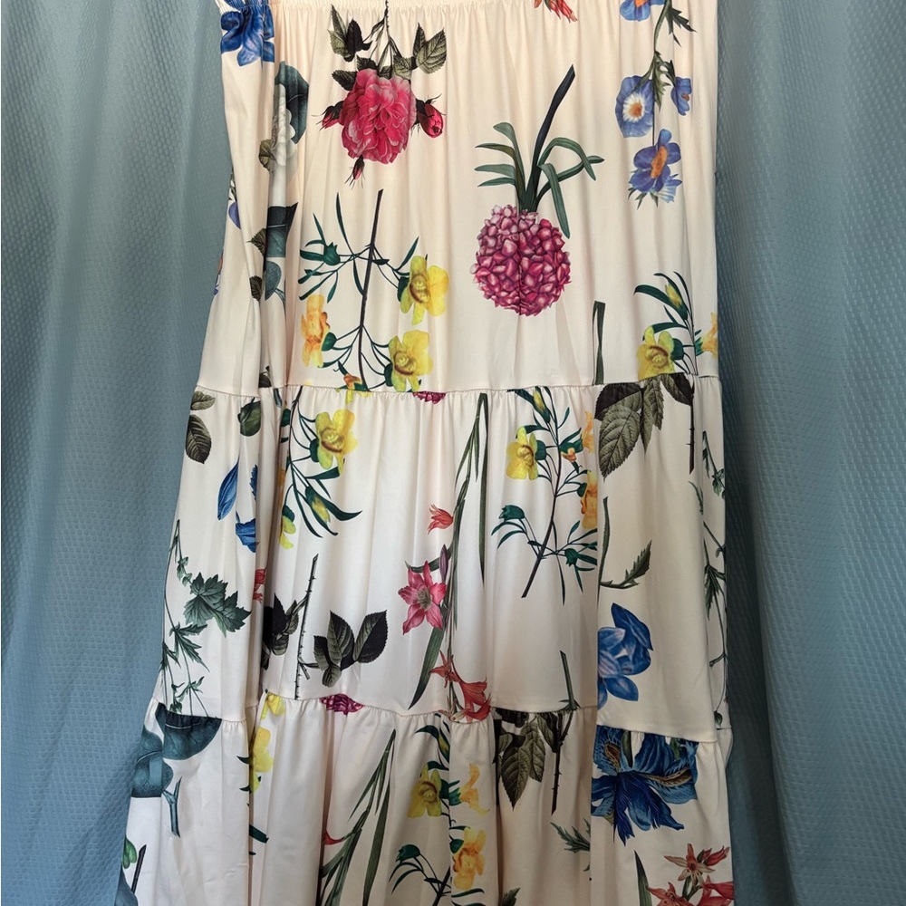 Floral skirt. Brand New